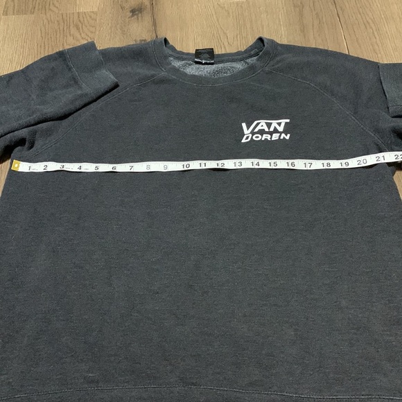 VANS Van Doren VANS tell a friend Washed Gray Conference Sweatshirt Size XL - Picture 3 of 4